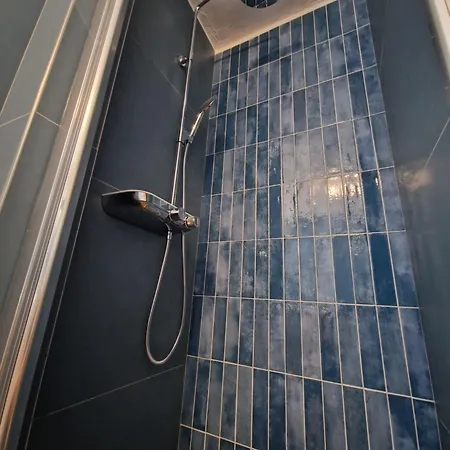 Вилла Amazing 5 Bedroom House Krumlov 82 - 4 Min Walk To Main Square Чески-Крумлов
