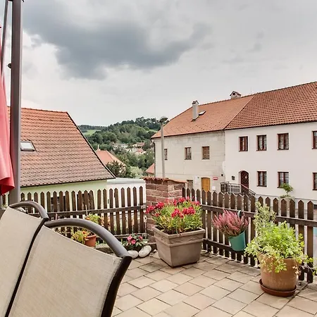Amazing 5 Bedroom House Krumlov 82 - 4 Min Walk To Main Square * Чески-Крумлов