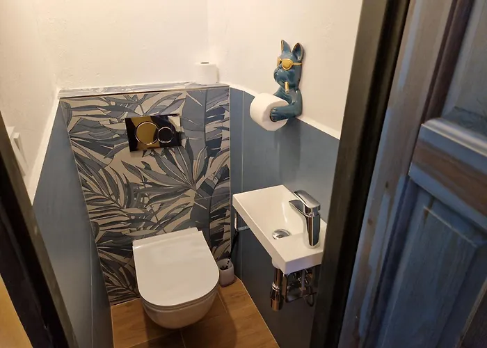 Amazing 5 Bedroom House Krumlov 82 - 4 Min Walk To Main Square Villa Český Krumlov
