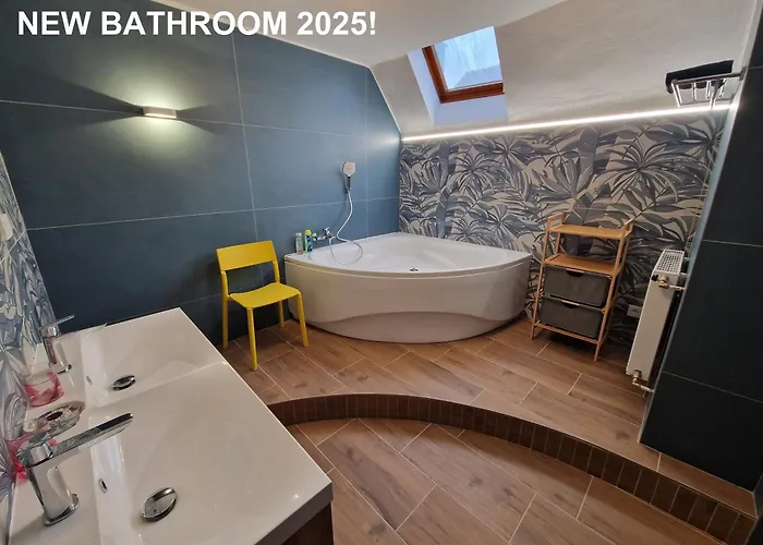 Amazing 5 Bedroom House Krumlov 82 - 4 Min Walk To Main Square