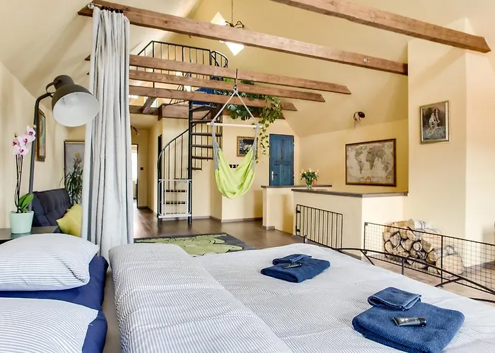 Villa Amazing 5 Bedroom House Krumlov 82 - 4 Min Walk To Main Square Český Krumlov